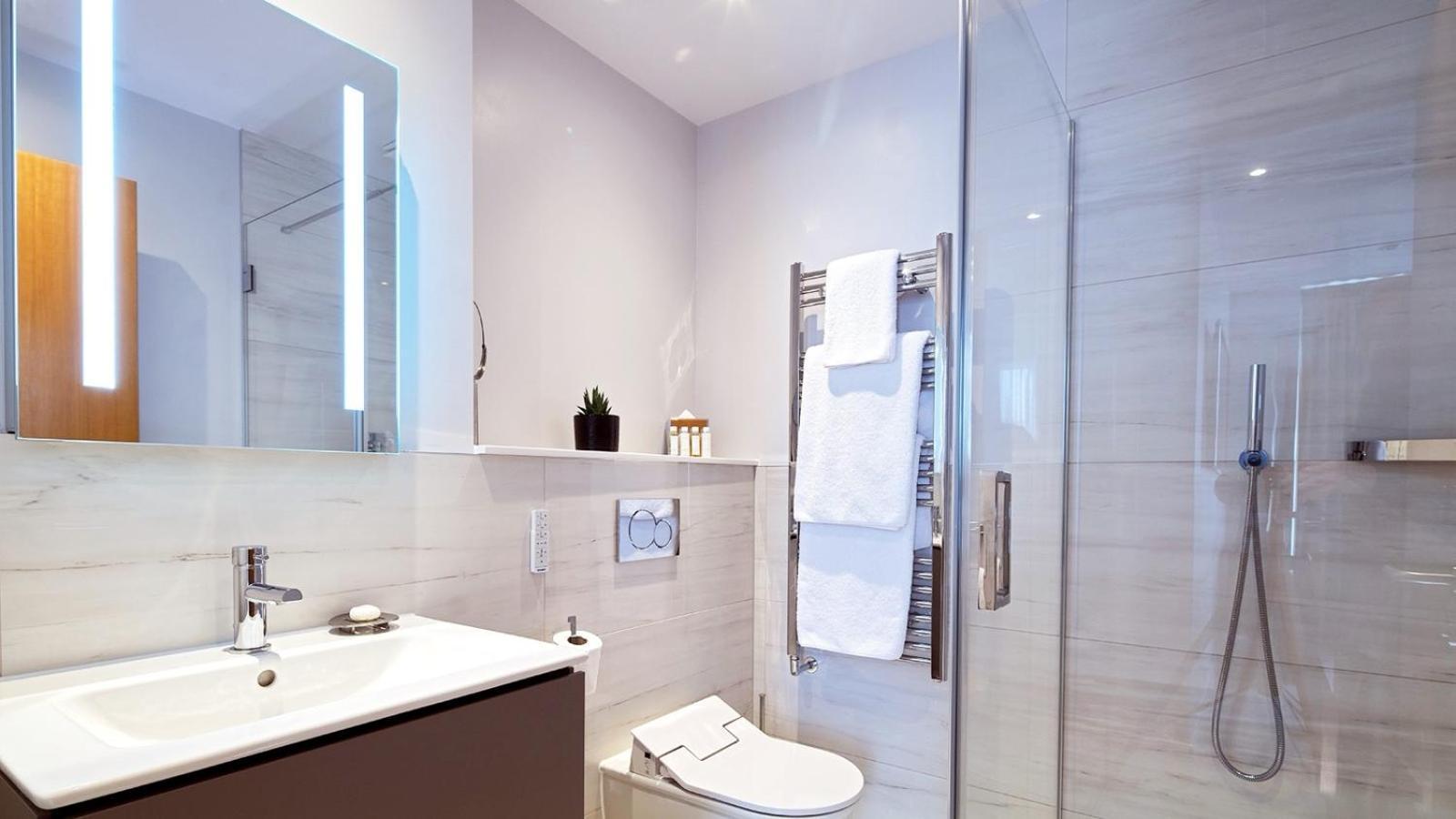 3 Bedrooms Luxurious Apartment In Knightsbridge Harrods 5 Minutes *
